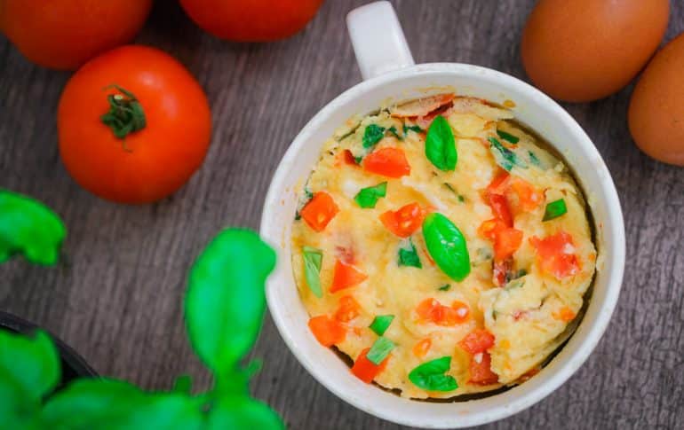 Microwave Omelette in a Mug. Easy and Healthy!