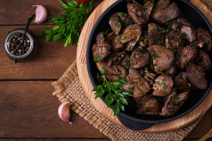 Sautéed Chicken Livers with Onions