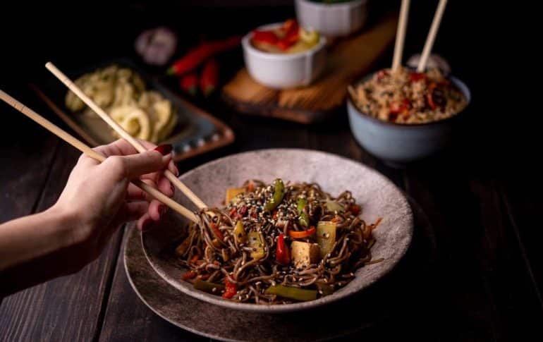 Fried Rice Noodles with Vegetables