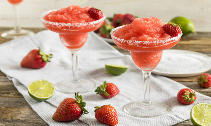 Margarita de fresa. Receta mexicana