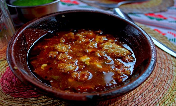 Pancita de res en Guajillo. Receta mexicana