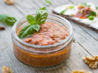 Salsa de chile de árbol en aceite. Receta fácil