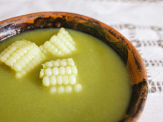 Elopozole verde vegano. Receta mexicana