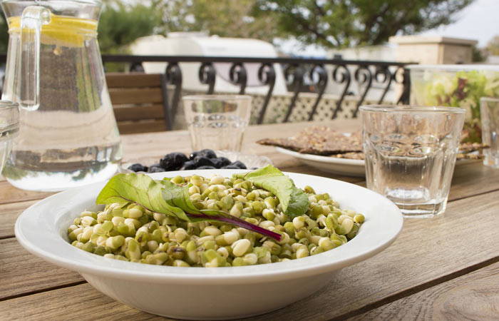 Escamoles con mantequilla y epazote. Receta fácil