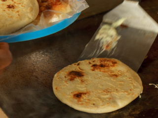 Gorditas de chicharrón. Receta mexicana fácil