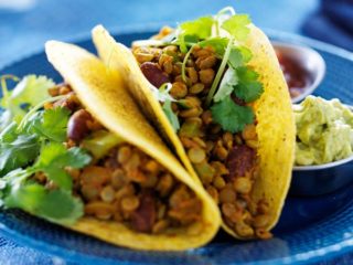 Tacos de lentejas a la mexicana. Receta sencilla