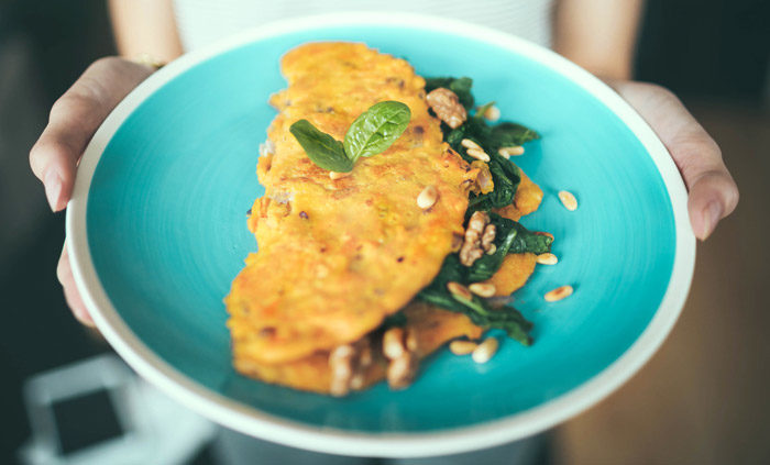 Quesadillas de champiñones con huevo. Receta fácil