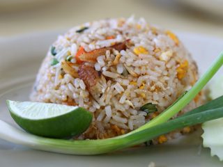 Arroz con Chapulines. Receta mexicana fácil