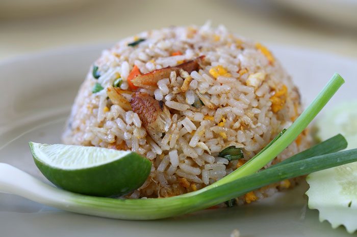 Arroz con Chapulines. Receta mexicana fácil