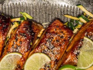 Huachinango al horno adobado. Receta mexicana