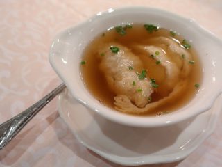 Menudo Blanco. Receta mexicana tradicional