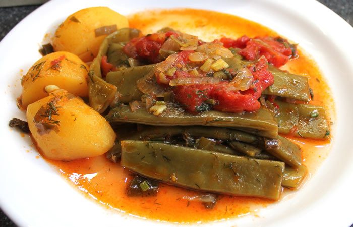 Nopales con Papa. Receta mexicana sencilla