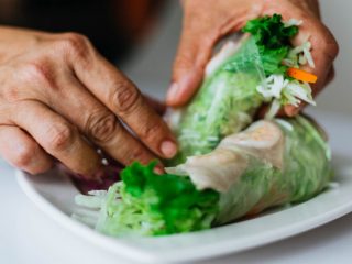 Tacos de Lechuga con Alambre. Receta mexicana