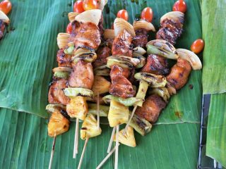 Brochetas de Alambre de Cerdo. Receta fácil