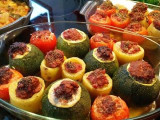 Calabazas rellenas de Picadillo. Receta mexicana