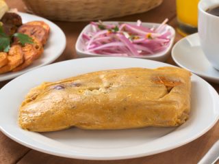 Tamal de Picadillo Dulce. Receta fácil