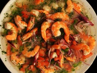 Ceviche de Camarón y Cebolla Morada. Receta fácil