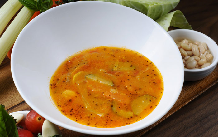 Sopa de Nopales con Chile Morita. Receta fácil