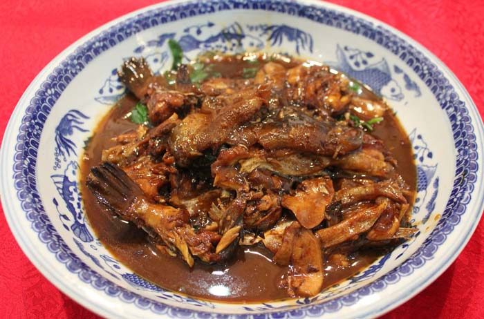 Birria de conejo. Receta mexicana fácil