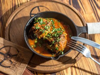 Mole de Caderas. Receta mexicana fácil