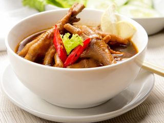 Patitas de Pollo con Mollejas. Receta fácil