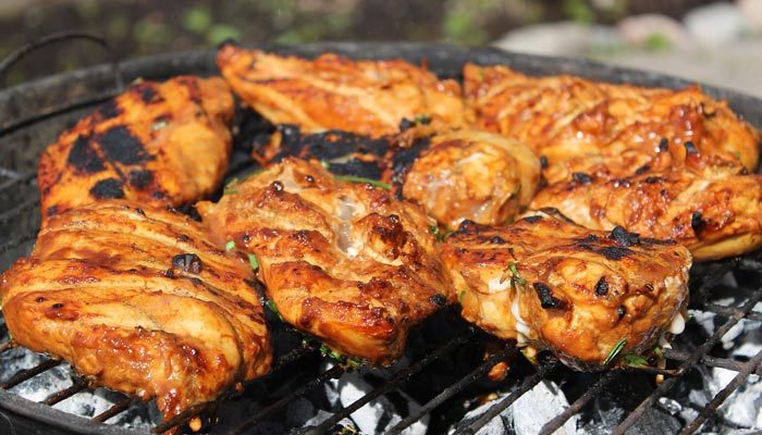 Pollo con Chipotle. Receta mexicana fácil