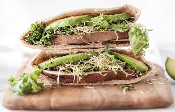 Quesadilla de Aguacate y Verduras. Receta fácil