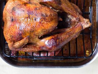 Pollo Rostizado al Chile Guajillo. Receta mexicana