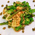 Ensalada de pasta al pesto