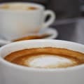 Beber café o té no daña al corazón según los últimos estudios