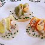 Galets rellenos con Cabrales y gambas