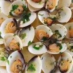 Almejas en salsa
