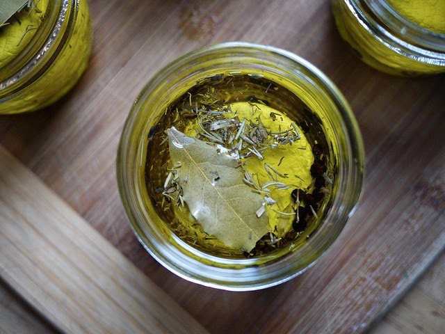 Cómo aromatizar el aceite de oliva