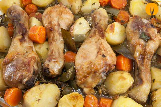 Muslos de pollo al horno - Recetas de Cocina Casera fáciles y sencillas - Cocina Casera