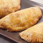 Empanadillas de atún con masa u obleas a mano