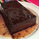 Flan de caramelo, chocolate y café