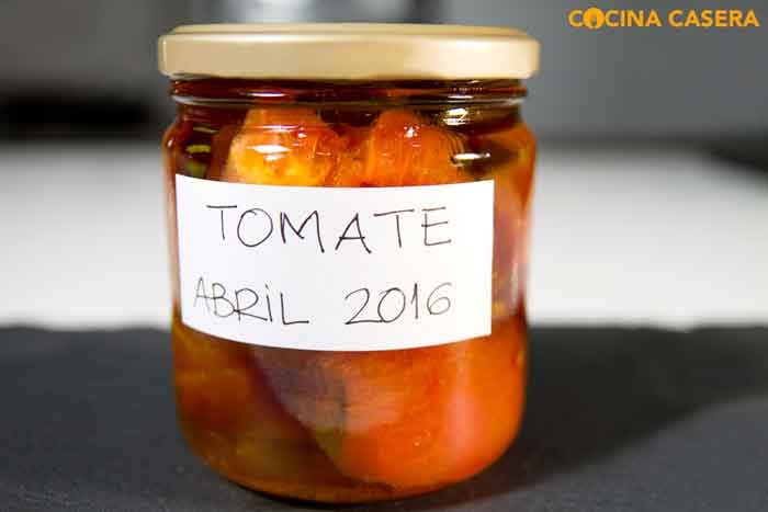 ¿Cómo preparar una conserva de tomate natural 100% casera?