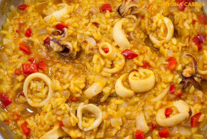 Arroz con calamares