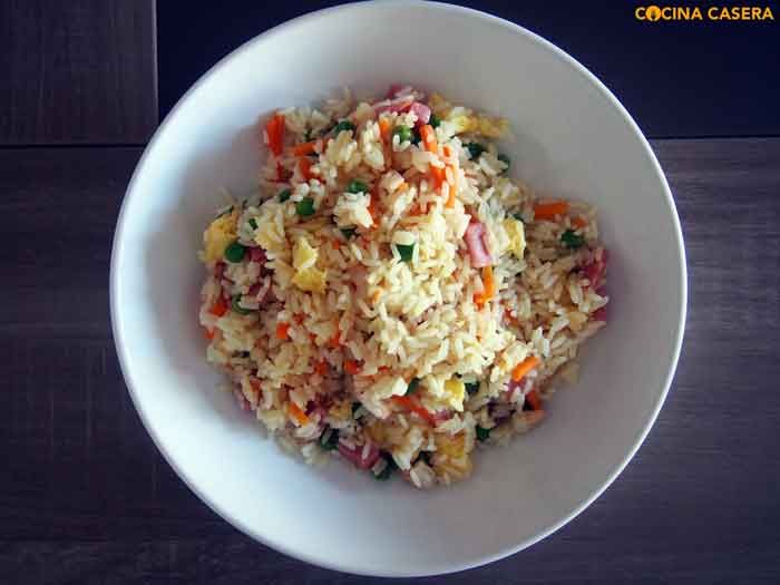 Arroz chino tres delicias