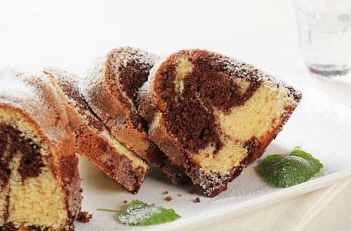 pastel marmoleado de vainilla y chocolate