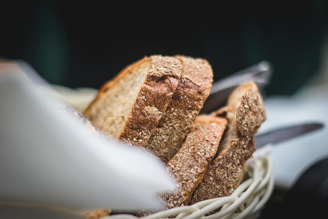 Descubre las alternativas saludables del pan tradicional