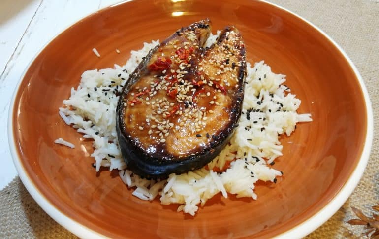 Filete de salmón con salsa teriyaki